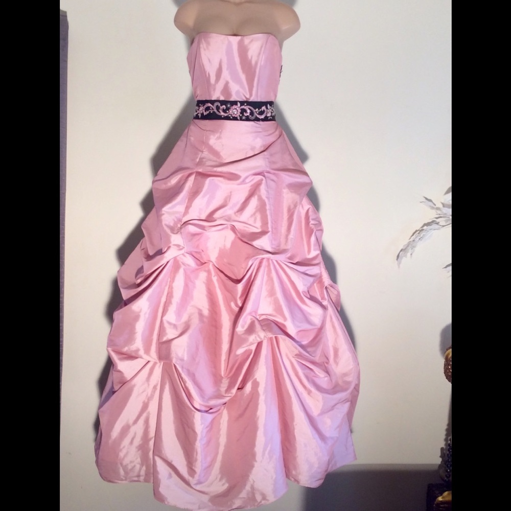 Alexia Designs Prom Dress - Picture 5 of 5